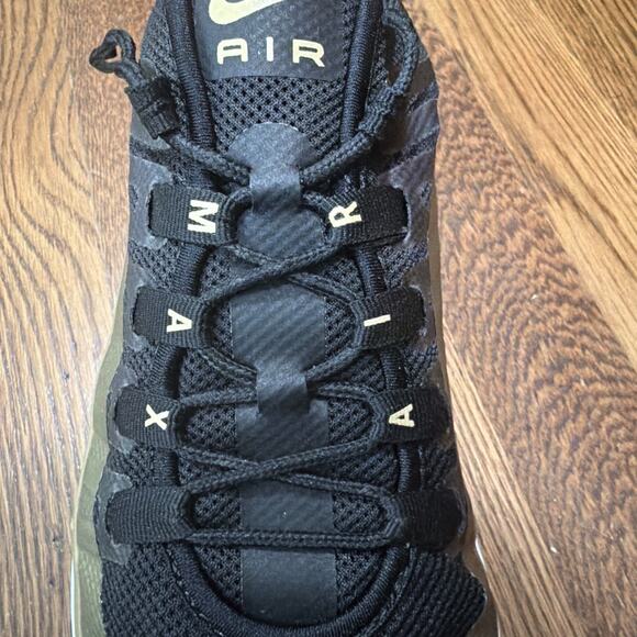 Nike Air Max Axis AA2146-011 Black Metallic Gold Men’s Size 11 Running Shoes - Picture 13 of 13